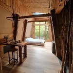 Tierra De Volcanes, Cabana